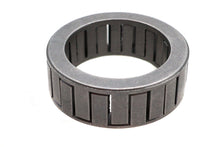 Charger l'image dans la galerie, Crankcase Sprocket Shaft Roller Bearing Retainer