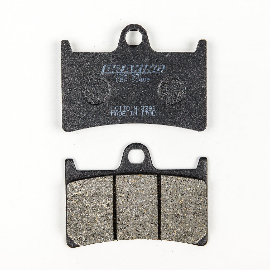 Braking semi-metallic brake pad set 31-786S for vehicle braking system, showing the brake pads with metal backing plates.