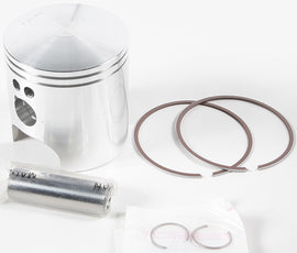 Wiseco Indy 580 piston kit for 1993-94 snowmobiles, part M06450, featuring durable piston components for optimal engine performance.