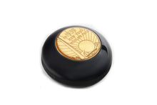 Charger l'image dans la galerie, Jockey Shifter Knob with Medallion Design