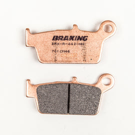 High-performance Braking Brake Pad Set Sintered for vehicles, branded Braking, shown in a close-up image.