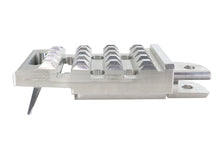 Charger l'image dans la galerie, Bronx Driver Footpeg Set Chrome