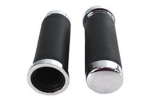Charger l'image dans la galerie, Pebble Style Grip Set with Chrome End Caps