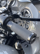 Charger l'image dans la galerie, Nl Grips Fine Knurl Tbw 1"