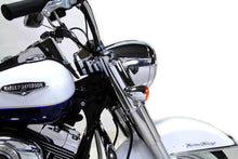 Charger l'image dans la galerie, Chrome Turn Signal Bracket Set