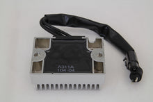Charger l'image dans la galerie, Volt Tech Regulator Chrome