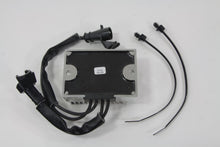 Charger l'image dans la galerie, Volt Tech Regulator Chrome