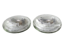 Charger l'image dans la galerie, Clear 4-1/2 inch 6 Volt Sealed Beam Spotlamp Bulb Set