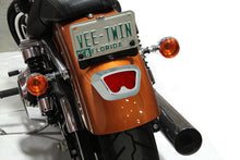 Charger l'image dans la galerie, Wyatt Gatling LED Tail Lamp For License Plate