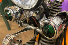 Charger l'image dans la galerie, Tail Lamp Lens Set Faceted Green