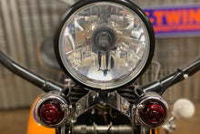 Charger l'image dans la galerie, Replica Guide Bullet Marker Lamp Set Red