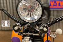 Load image into Gallery viewer, White SMD Bulb Set for 12 Volt Bullet Lamp