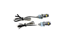 Charger l'image dans la galerie, Chrome Burdett License Plate Bolt Set with LED
