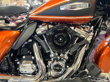 Load image into Gallery viewer, Round Bobbed 8 inch Air Cleaner Cover