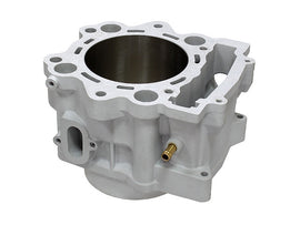 Namura engine cylinder bore at 102mm for Yamaha 189-40001, showing the polished cylinder surface with detailed machining marks.
