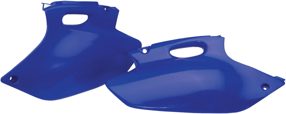 Blue Acerbis side panels for motorcycle, showcasing sleek design and mounting points for Acerbis 1591-5782.