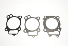 Load image into Gallery viewer, Athena Race Gasket Kit Hon 68-21095, set of gaskets and seals for Honda engine, with various rubber and metal components.