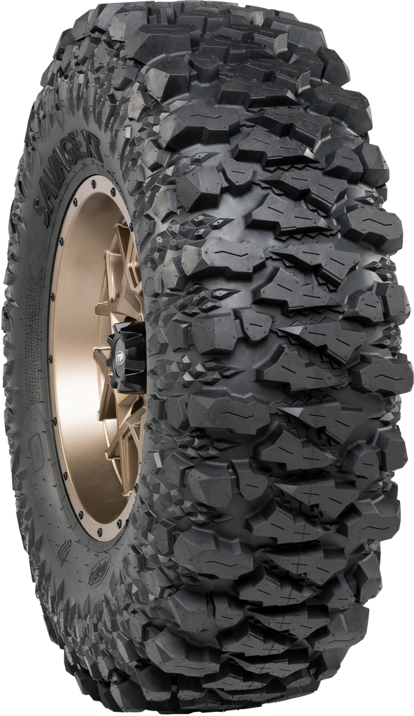 ITP Tire Savage Xt 35x10.00R15 off-road tire with rugged tread pattern, designed for ATV and UTV vehicles.