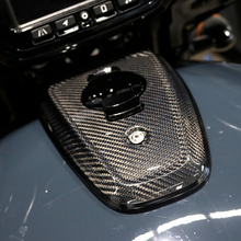 Charger l'image dans la galerie, Carbon Fiber Dash Challenger/Powerplus Chieftian