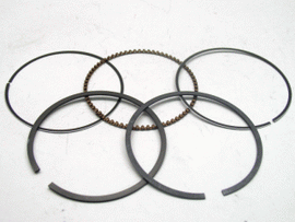 Namura 82.95mm piston rings for Yamaha Namura pistons, part number 186-4005R, showing close-up of the piston ring set.