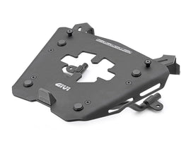 GIVI top case hardware and fasteners for motorcycle top cases, shown with mounting fittings and hardware components.