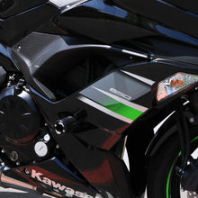 Load image into Gallery viewer, Shogun Industries Pa2 Frame Sliders for motorcycles, body protection with no cut design, mounted on a sportbike.