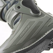 Load image into Gallery viewer, Fastback Endurance Boots Enduro Troop Sz 9