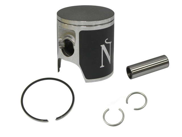 Namura ceramic piston kit with 47.46mm bore and +0.52mm size for Yamaha engine, featuring high-compression 8.2:1 ratio.