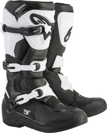 Alpine Star Tech 3 motorcycle boots in black and white, size 09, showing the sturdy design and brand logo on the side.