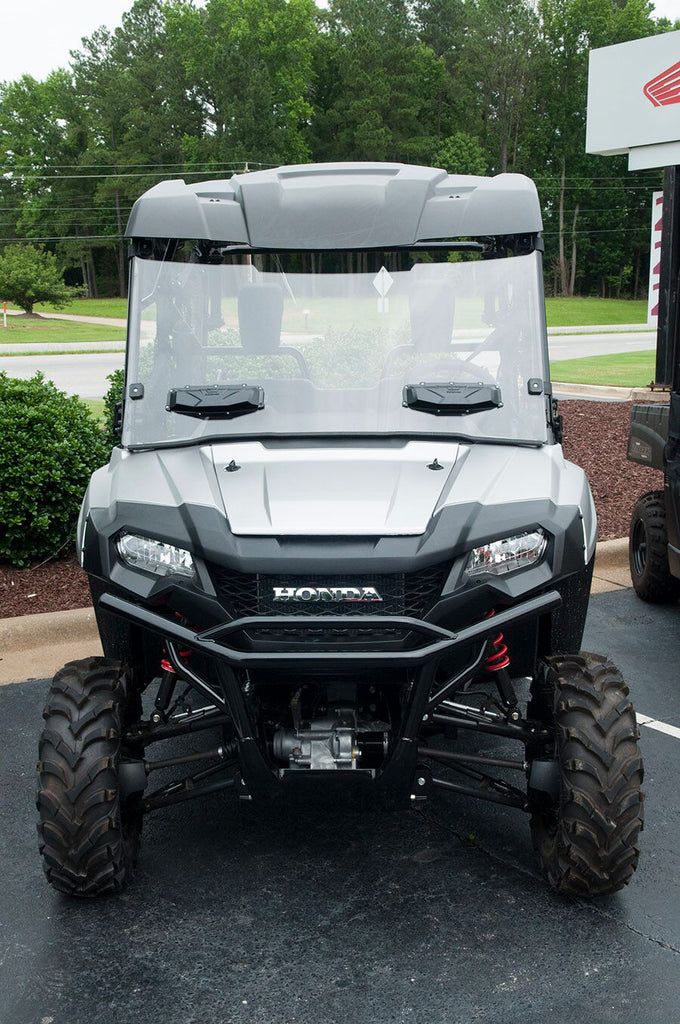 SEIZMIK Versa Vent HC windscreen for Honda Pioneer 700, durable polycarbonate with venting features for off-road protection.