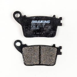 Braking semi-metallic brake pad set 31-925S for vehicle braking system, showing the brake pads with metallic friction surfaces.