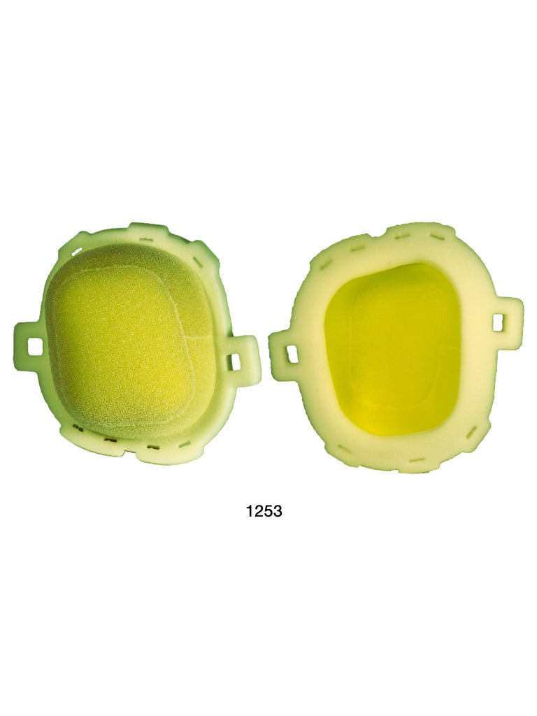 No Toil pre-oiled air filter for HON 90-1253 motorcycle, showing the clean, protective filter element ready for installation.