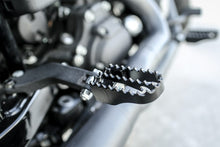 Charger l'image dans la galerie, Mx Style M8 Pass Footpegs Black