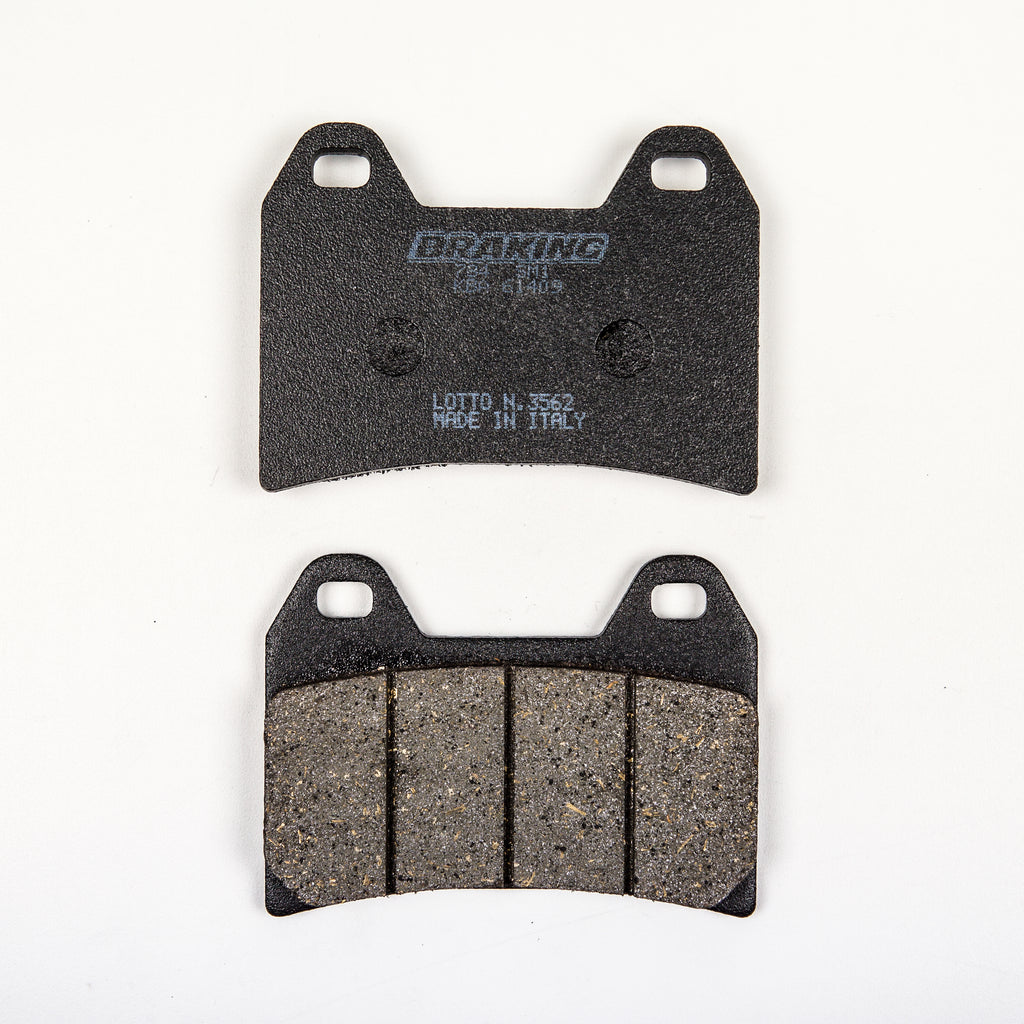 Semi-metallic Braking Brake Pad Set 31-784S by Braking shown in a close-up image of the brake pads for vehicle braking system.