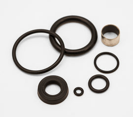 Hygear Suspension Shock Service Kit S/M for Gytr 14mm Snowmobile, includes suspension components and tools