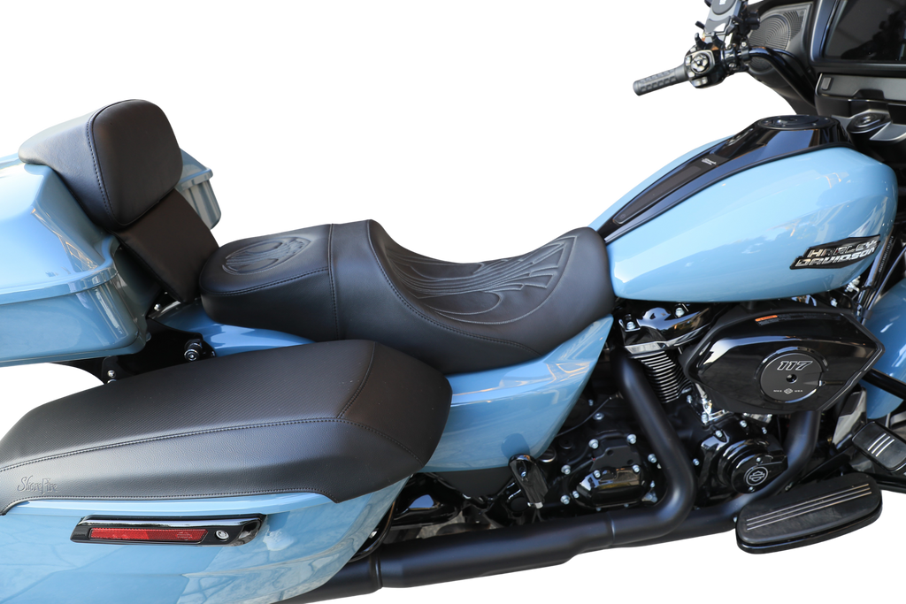 Danny Gray Weekday 2up motorcycle seat for FLHX and FLTRX models, designed for comfort and style.