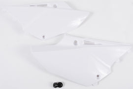 White Acerbis side panels for motorcycle, featuring sleek design and branding, designed to fit specific models.