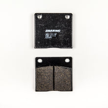 Load image into Gallery viewer, Semi-metallic braking brake pad set for 31-622S wheels, branded Braking, with visible metal components and brake pad surfaces.