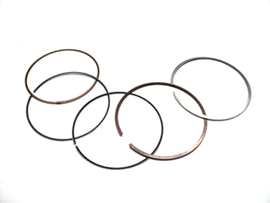Namura piston rings for 94.95mm gas/Yam engines, compatible with Namura pistons, shown in a close-up image.