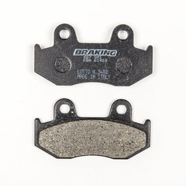 Semi-metallic Braking Brake Pad Set 31-667S by Braking, showing the new brake pads with metal backing and friction material.