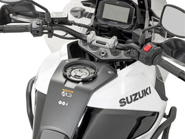 GIVI Tanklock Mount Suz 270-6106 for motorcycle, sturdy bracket and mounting system, shown on a motorcycle tank