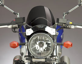 National Cycle Flyscreen WS dark smoke windshield with chrome hardware for Indian motorcycles, providing wind protection and style.