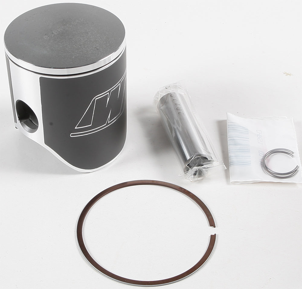 Wiseco RC GP Armorglide piston kit with 66.40mm standard Honda size, high-performance piston components for engine rebuilds